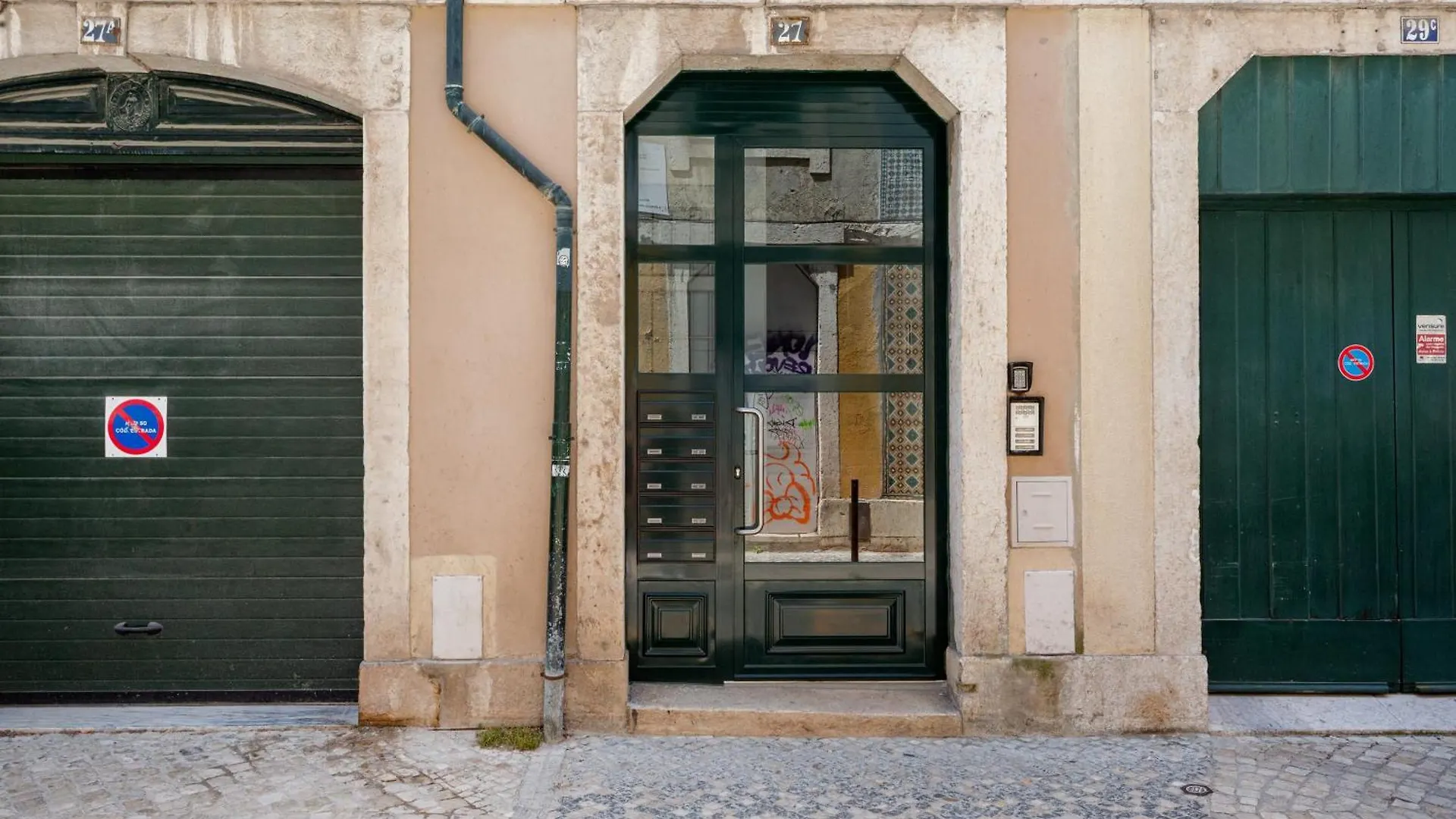 Lisbon 1Br Downtown Apartment At Sao Mamede